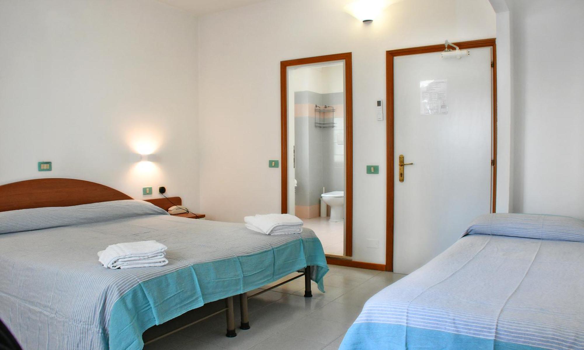 Hotel Exclusive In Pieno Centro - Nuova Gestione 2025 Riccione Buitenkant foto