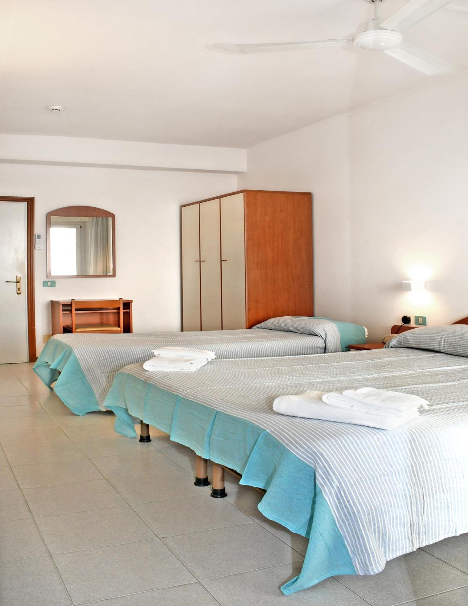 Hotel Exclusive In Pieno Centro - Nuova Gestione 2025 Riccione Buitenkant foto