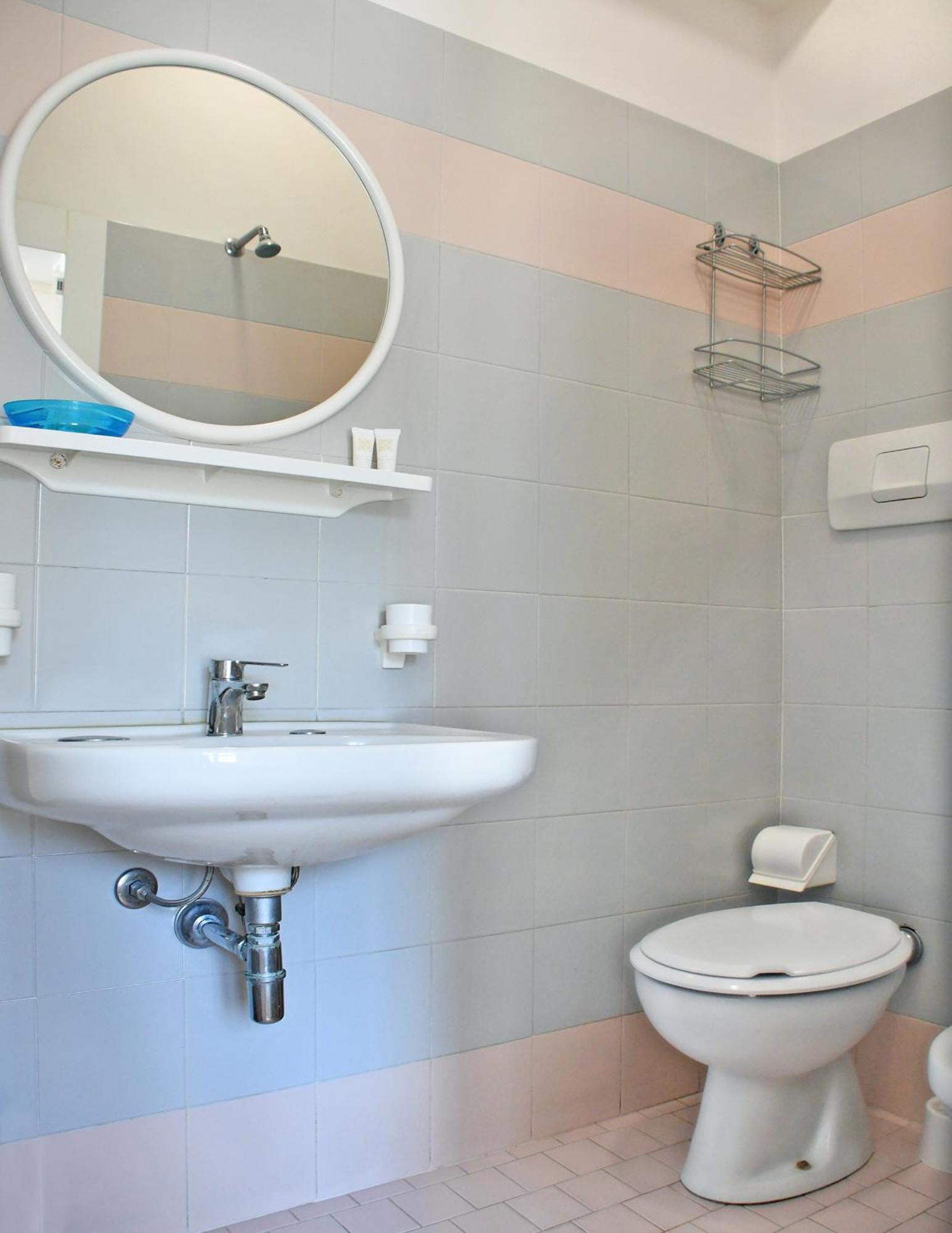Hotel Exclusive In Pieno Centro - Nuova Gestione 2025 Riccione Buitenkant foto