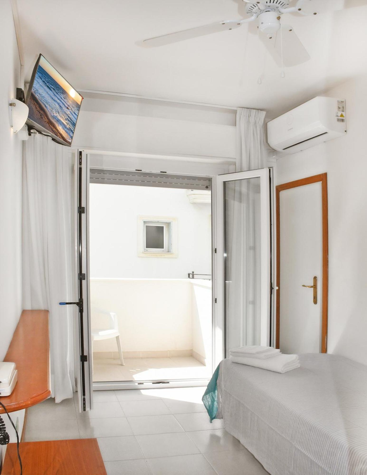 Hotel Exclusive In Pieno Centro - Nuova Gestione 2025 Riccione Buitenkant foto